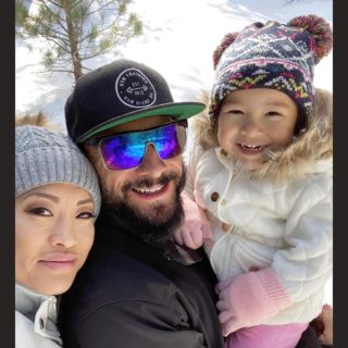 #tbt Snow ,Family and fun #bigbear 2021 ❄❄😍😍☃️☃️
.
.
#family #makesmemories #love
#snow #mountains #teamxtr #xtrtraining #bodybuilding #instafitness #onlinecoach #fitness  #gym #motivation #lift #bodytrasformation #sd #noexcuses #fitlife #tattoo #igpic #instatv #nevergiveup #ifbb #worldwidecoach
.
.
www.xtr-training.com